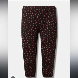 Betsey Johnson leggings